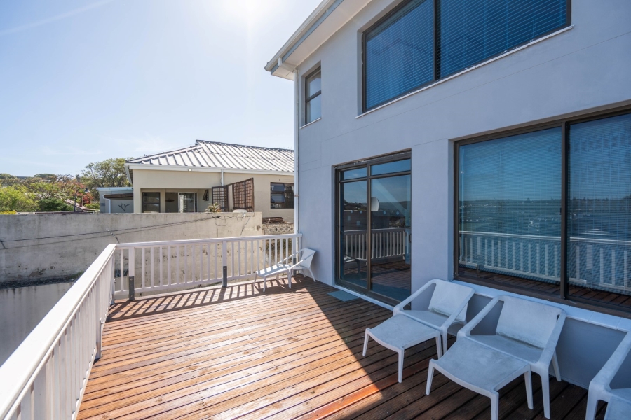 5 Bedroom Property for Sale in East Bank Eastern Cape